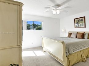 1140 Sand Drift Way B, West Palm Beach FL 33411