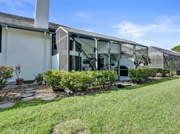 1140 Sand Drift Way B, West Palm Beach FL 33411