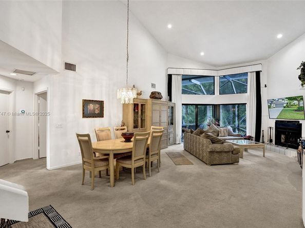 1140 Sand Drift Way B, West Palm Beach FL 33411