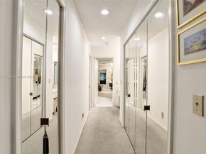 1140 Sand Drift Way B, West Palm Beach FL 33411