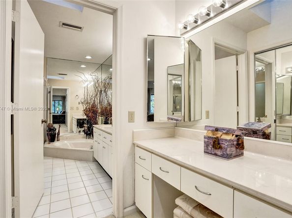 1140 Sand Drift Way B, West Palm Beach FL 33411