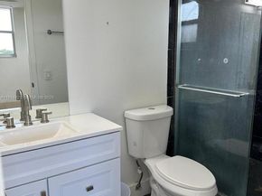 1830 Dixieanna St 606, Hollywood FL 33020