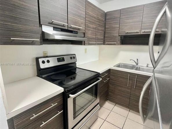 1800 NW 24th Ave 219, Miami FL 33125