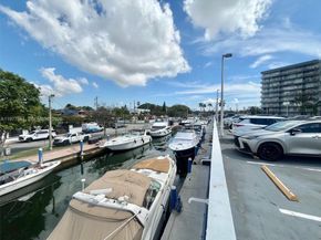 1800 NW 24th Ave 219, Miami FL 33125