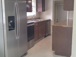 2855 Funston St, Hollywood FL 33020