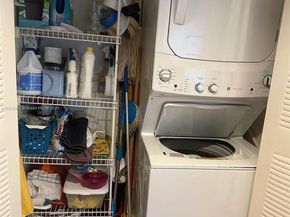 571 SW 141st Ave 101N, Pembroke Pines FL 33027