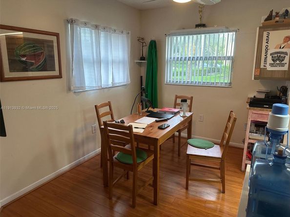 571 SW 141st Ave 101N, Pembroke Pines FL 33027