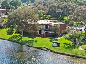 11875 SW 12th Pl, Davie FL 33325