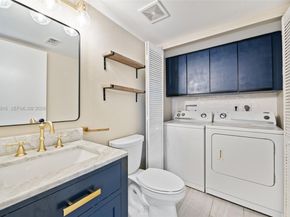 11875 SW 12th Pl, Davie FL 33325