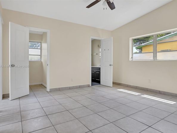 650 NE 178 St, Miami FL 33162