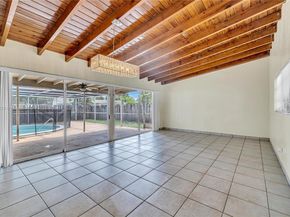 650 NE 178 St, Miami FL 33162