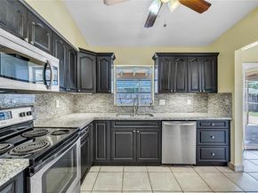 650 NE 178 St, Miami FL 33162