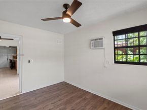 270 W 15th St, Hialeah FL 33010