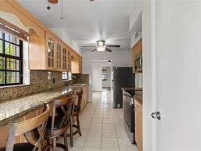 270 W 15th St, Hialeah FL 33010