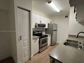 460 S Park Rd 6110, Hollywood FL 33021