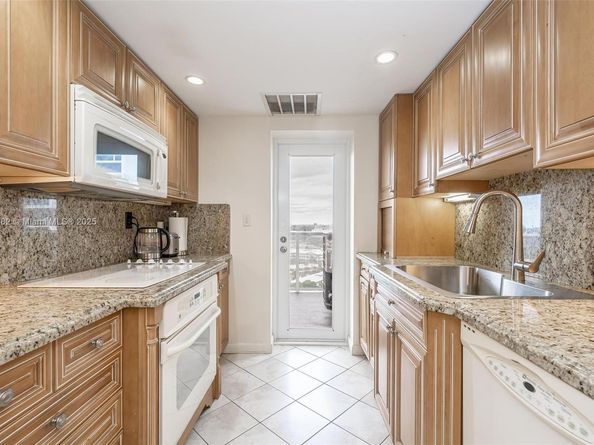 2701 N Ocean Blvd 14B, Fort Lauderdale FL 33308