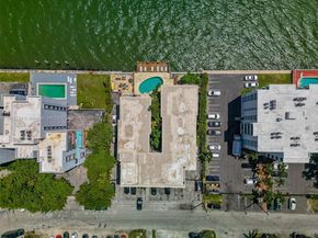 7845 NE Bayshore Ct 10, Miami FL 33138