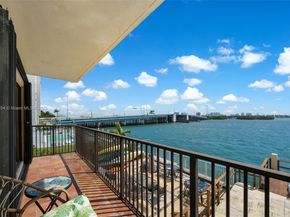 7845 NE Bayshore Ct 10, Miami FL 33138