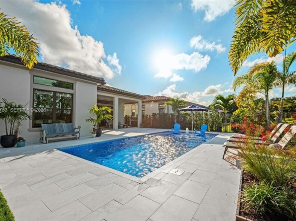 7715 Seacoast Dr, Parkland FL 33067