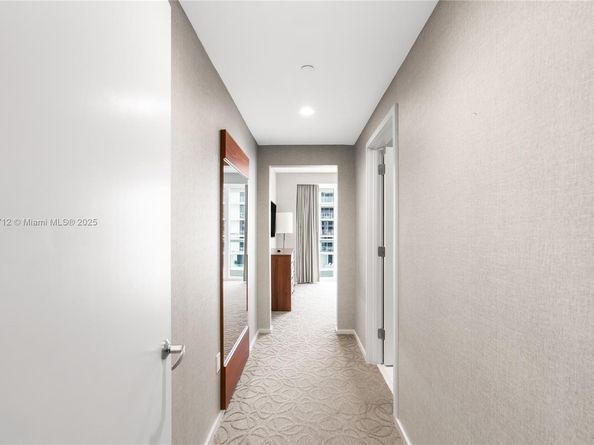 551 N Fort Lauderdale Beach Blvd R2212, Fort Lauderdale FL 33304
