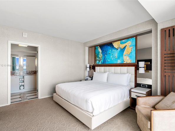 551 N Fort Lauderdale Beach Blvd R2212, Fort Lauderdale FL 33304