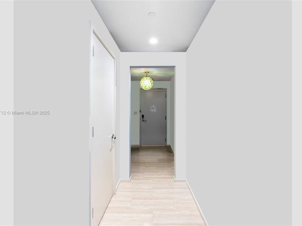 551 N Fort Lauderdale Beach Blvd R2212, Fort Lauderdale FL 33304