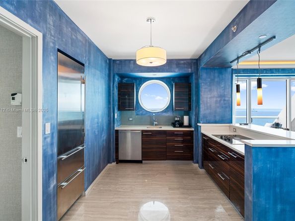 551 N Fort Lauderdale Beach Blvd R2212, Fort Lauderdale FL 33304