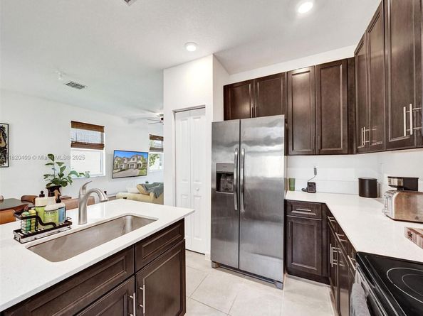 1100 SE 26th Ter, Homestead FL 33035