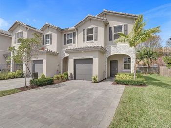 1100 SE 26th Ter
