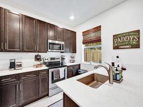 1100 SE 26th Ter, Homestead FL 33035