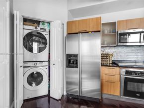 480 NE 30th St PH2205, Miami FL 33137