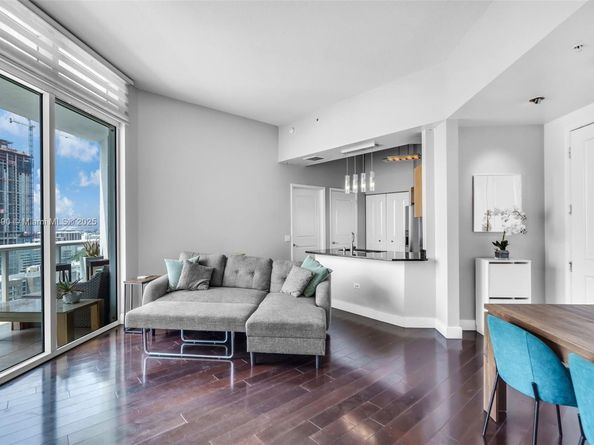 480 NE 30th St PH2205, Miami FL 33137