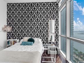 480 NE 30th St PH2205, Miami FL 33137