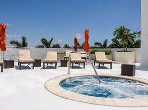 1871 NW S River Dr 1904, Miami FL 33125