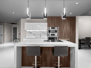 851 NE 1st Ave 4303, Miami FL 33132