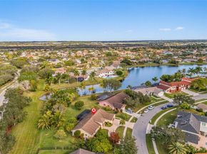 450 NW 201st Ave, Pembroke Pines FL 33029