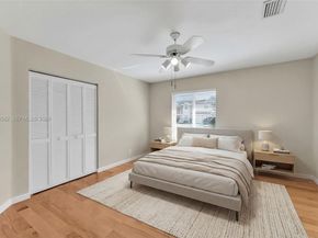 450 NW 201st Ave, Pembroke Pines FL 33029