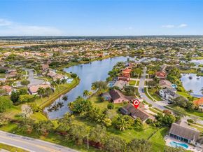 450 NW 201st Ave, Pembroke Pines FL 33029