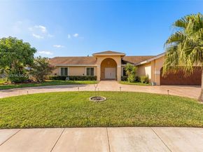 450 NW 201st Ave, Pembroke Pines FL 33029