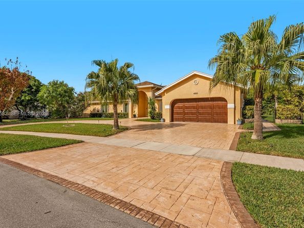 450 NW 201st Ave, Pembroke Pines FL 33029