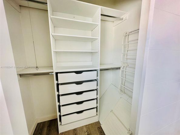 3751 NE 170th St 4, North Miami Beach FL 33160