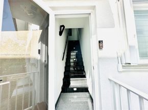 3751 NE 170th St 4, North Miami Beach FL 33160