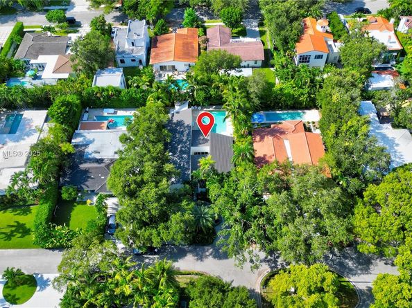 1090 NE 92nd St, Miami Shores FL 33138