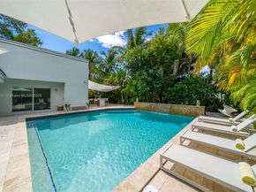 1090 NE 92nd St, Miami Shores FL 33138