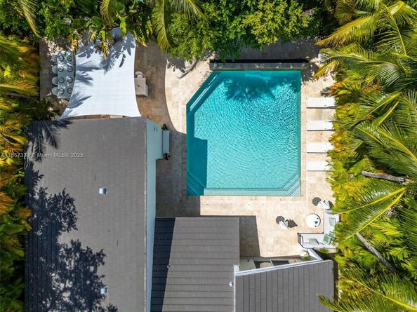 1090 NE 92nd St, Miami Shores FL 33138