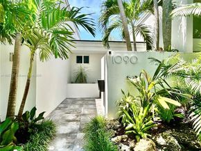 1090 NE 92nd St, Miami Shores FL 33138