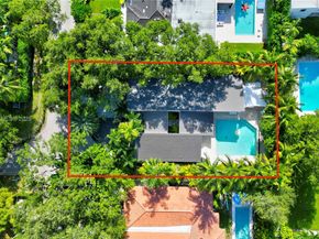 1090 NE 92nd St, Miami Shores FL 33138