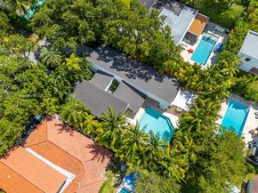 1090 NE 92nd St, Miami Shores FL 33138