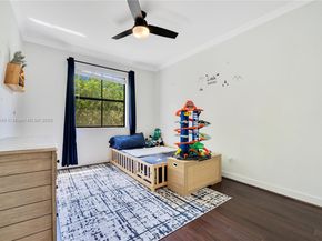 5904 NW 46th Ln, Tamarac FL 33319