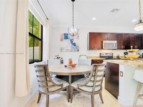 5904 NW 46th Ln, Tamarac FL 33319